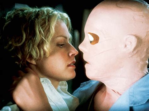 HOLLOW MAN NUDE SCENES